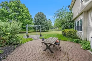 39 Meadowview Dr, Lopatcong Township, NJ 08865 - Photo 43