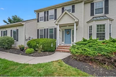 39 Meadowview Dr, Lopatcong Township, NJ 08865 - Photo 5