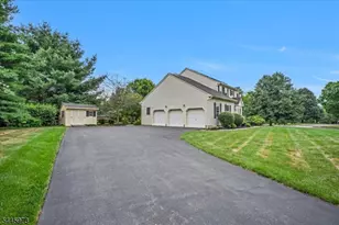39 Meadowview Dr, Lopatcong Township, NJ 08865 - Photo 45