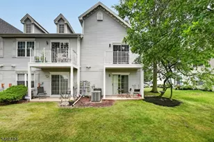 161 Gregory Ln, Franklin Township, NJ 08823 - Photo 3