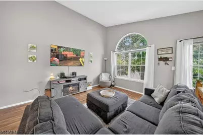 161 Gregory Ln, Franklin Township, NJ 08823 - Photo 13