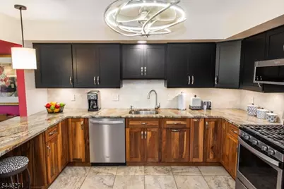 42 Highpoint, Cedar Grove, NJ 07009 - Photo 15