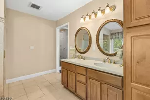 1003 Charles St, Mountainside, NJ 07092 - Photo 23