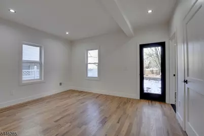 135 Forest St #1R, Montclair, NJ 07042 - Photo 9