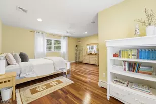 200 Valley Dr, Watchung, NJ 07069 - Photo 17