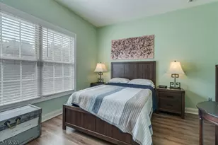 8205 Harcourt Rd, Clifton, NJ 07013 - Photo 17