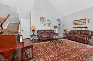 418 Edward St, Lopatcong Township, NJ 08865 - Photo 3