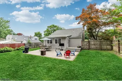 81 Summit Ave, Butler, NJ 07405 - Photo 21