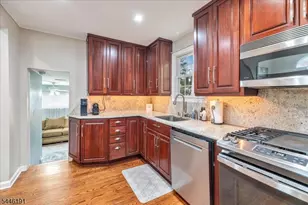 81 Summit Ave, Butler, NJ 07405 - Photo 9
