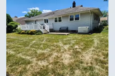 615 Ashland Rd, Middlesex, NJ 08846 - Photo 3