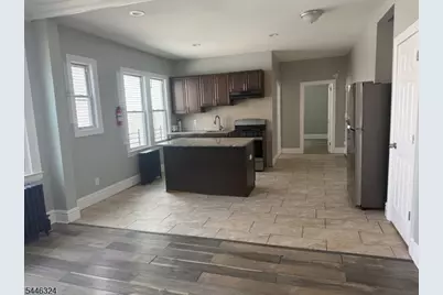 18 Breckenridge Ter, Irvington, NJ 07111 - Photo 3