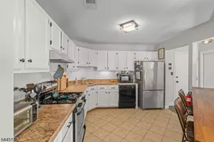 51 Drake Ln, Roxbury Township, NJ 07852 - Photo 15