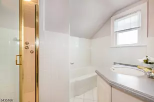 15 Glenwood St, Clifton, NJ 07013 - Photo 19