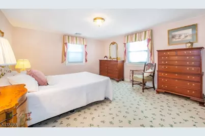 15 Glenwood St, Clifton, NJ 07013 - Photo 21