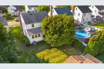 15 Glenwood St, Clifton, NJ 07013 - Photo 3