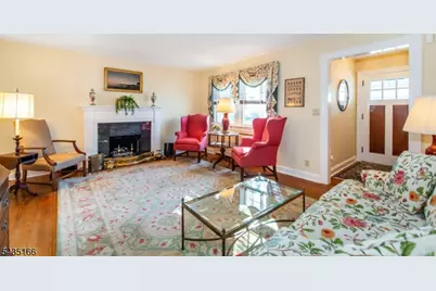 15 Glenwood St, Clifton, NJ 07013 - Photo 5
