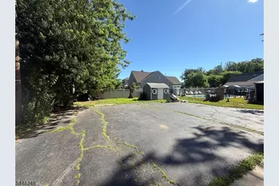 243 Monmouth St, Hightstown, NJ 08520 - Photo 21