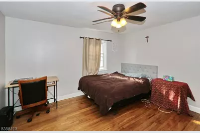 689 Crescent Dr, Bound Brook, NJ 08805 - Photo 7