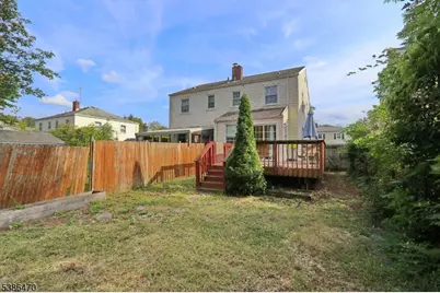 689 Crescent Dr, Bound Brook, NJ 08805 - Photo 13
