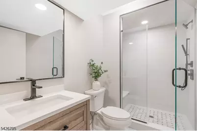 107 Chestnut Ave, Bernardsville, NJ 07924 - Photo 45
