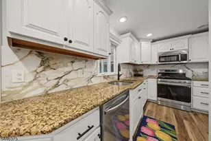 28 Longview Trail, Denville, NJ 07834 - Photo 7