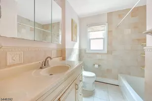 261 10th St, Palisades Park, NJ 07650 - Photo 19