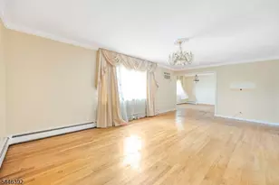 261 10th St, Palisades Park, NJ 07650 - Photo 15