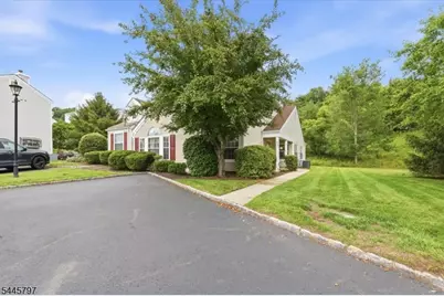 246 Long Meadow Rd, Bedminster Township, NJ 07921 - Photo 27