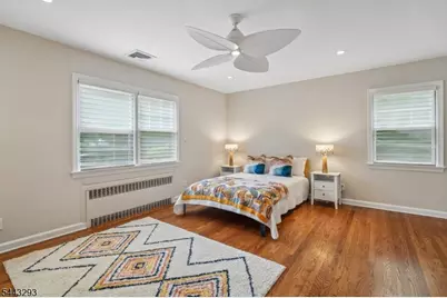 70 Kingwood Dr, Little Falls Township, NJ 07424 - Photo 23