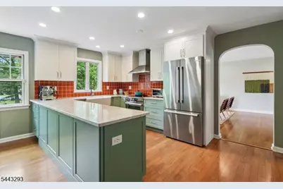 70 Kingwood Dr, Little Falls Township, NJ 07424 - Photo 15