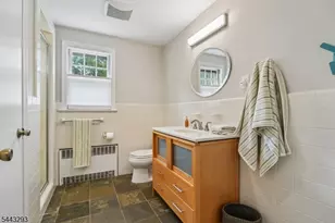 70 Kingwood Dr, Little Falls Township, NJ 07424 - Photo 27