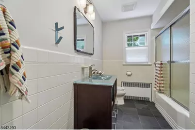 70 Kingwood Dr, Little Falls Township, NJ 07424 - Photo 25