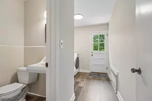 70 Kingwood Dr, Little Falls Township, NJ 07424 - Photo 21