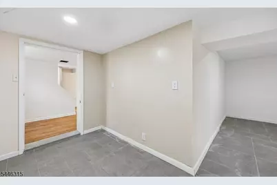 21 East 5th St, Clifton, NJ 07011 - Photo 43