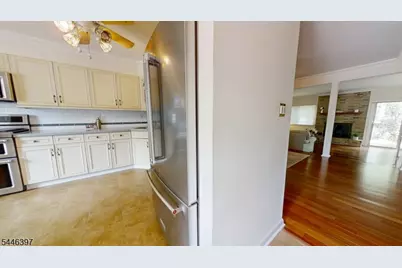 81 Chelsea Way, Bridgewater, NJ 08807 - Photo 3
