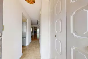 81 Chelsea Way, Bridgewater, NJ 08807 - Photo 3