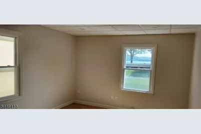27 W Shore Trl #3, Sparta Township, NJ 07871 - Photo 3