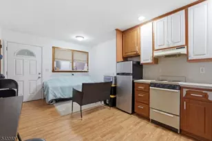 598 Van Houten Ave, Clifton, NJ 07013 - Photo 21