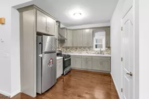 87 N 19th St, East Orange, NJ 07017 - Photo 5