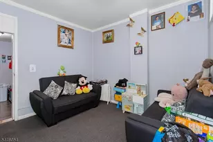 83 Westminster Pl, Garfield, NJ 07026 - Photo 27