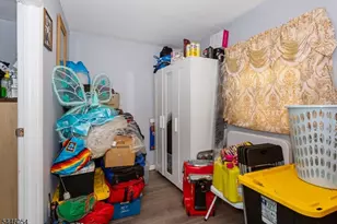 83 Westminster Pl, Garfield, NJ 07026 - Photo 33