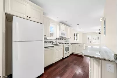 620 McGillvray Pl #1, Linden, NJ 07036 - Photo 3