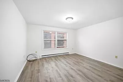 21 N 13th St, Newark, NJ 07107 - Photo 9