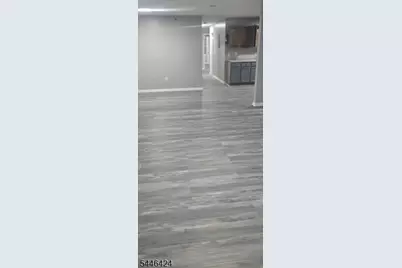 56-58 Kent St #2, Newark, NJ 07108 - Photo 3