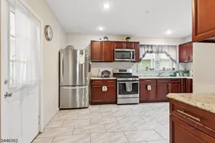 257-259 Pomona Ave, Newark, NJ 07112 - Photo 5
