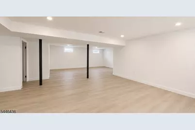 4 Atkins Ct, Clifton, NJ 07013 - Photo 29