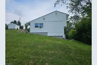 25 Ivy Pl, Vernon, NJ 07418 - Photo 17