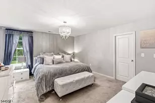 18 Bahr Cir, Verona, NJ 07044 - Photo 17