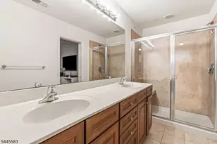 18 Bahr Cir, Verona, NJ 07044 - Photo 21