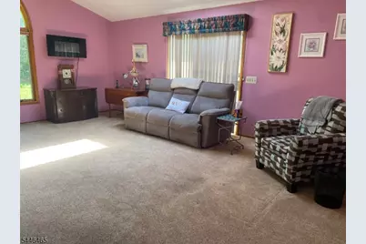 219 Berger St, Franklin Township, NJ 08873 - Photo 5